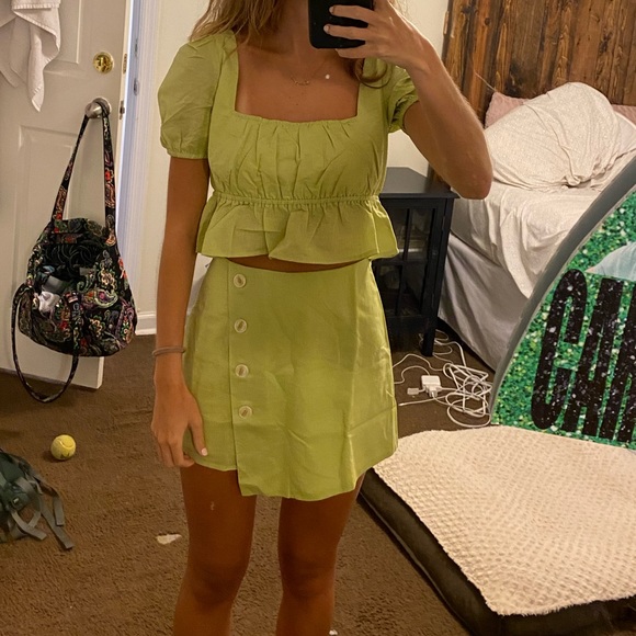 Lulus Set - Picture 3 of 3